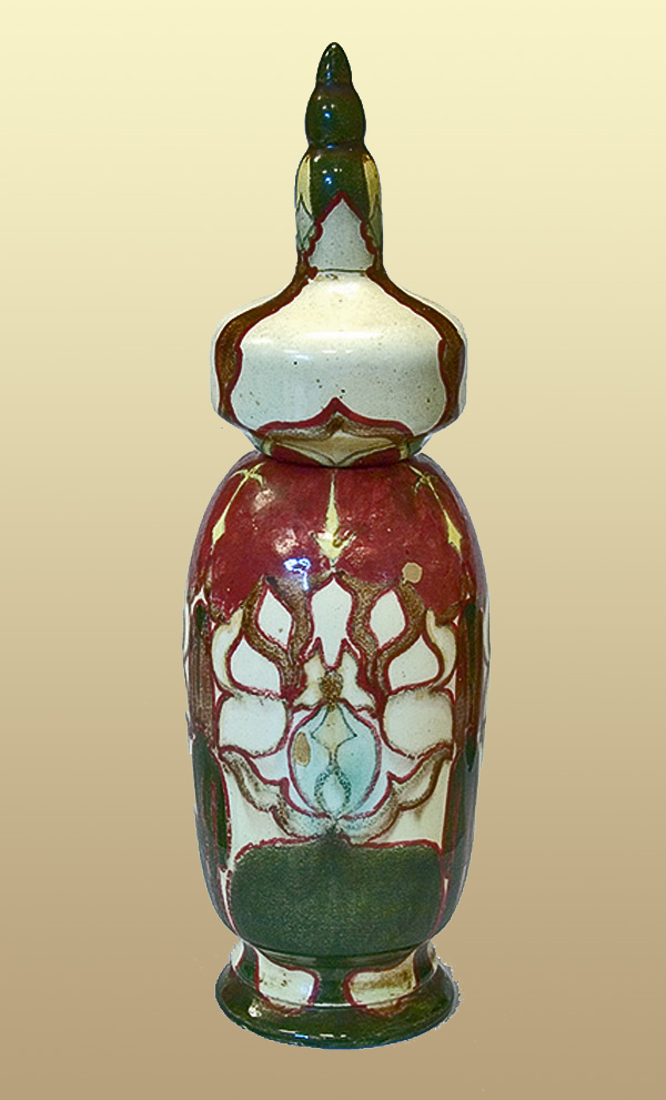 Nr.: 152, Reeds verkocht : sieraardewerk van Rozenburg, Omschrijving: (WFG merk) Plateel PuntpuL, Hoog 24,7 cm Breed 8 cm, Periode: Jaar 1889, Schilder : Onbekend, 