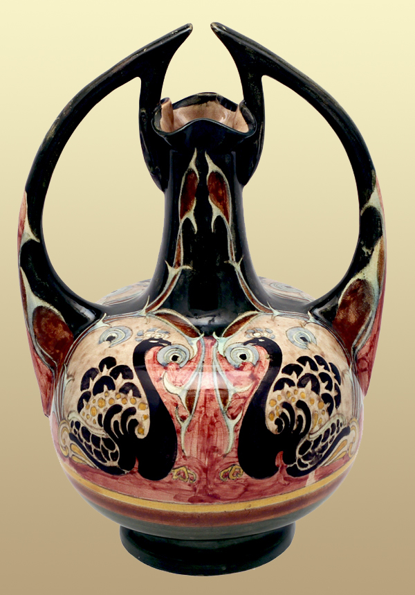 Nr.: 312, Sieraardewerk van Brantjes