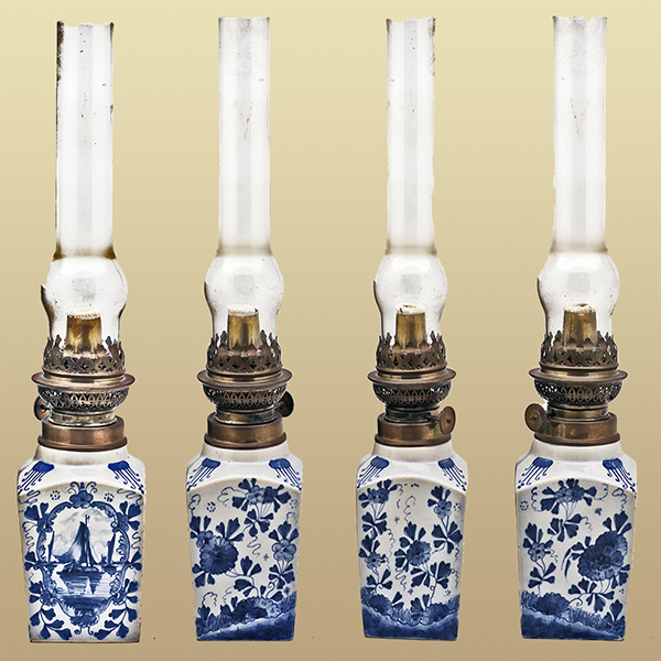 Nr.: 372, Reeds verkocht : Brantjes Delfts Blauwe Olielamp