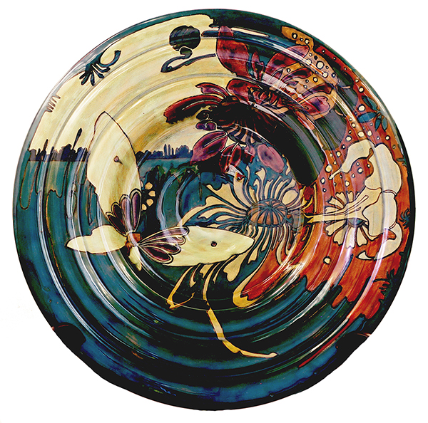 Nr.: 48, Reeds verkocht :  sieraardewerk van Rozenburg, Omschrijving: Plateel Bord, Diameter 38 cm Hoog 4 cm, Periode: Jaar 1900, Schilder : Onbekend, 