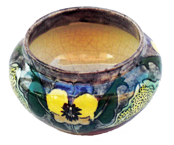 Nr.: 98, Reeds verkocht : sieraardewerk van Brantjes, Omschrijving: Plateel Miniatuur, Hoog 4,5 cm Breed 8,2 cm, Periode: Jaar 1896, Schilder : C. v.d. Worp, 